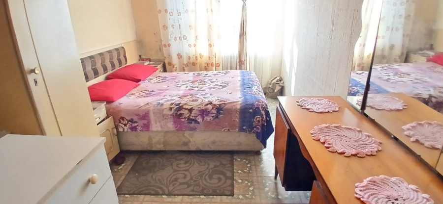 3 Bedroom Property for Sale in Lentegeur Western Cape